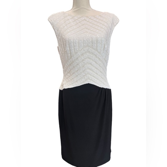 Lauren Ralph Lauren Black White Sequin Sheath Cocktail Dress Size 10 - Picture 3 of 13